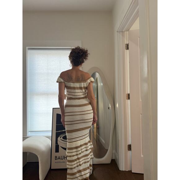 JLUXLABEL Corazon Ruffle Skirt Set — Beige (L/XL) NWT - Picture 3 of 7